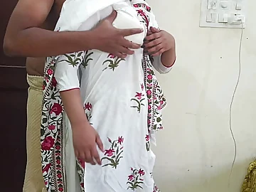 Alpana Bengalixxx takes a everlasting pounding while no one's lodging in clear Hindi audio