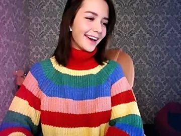 Hot amateur webcam teen masturbates for their fans