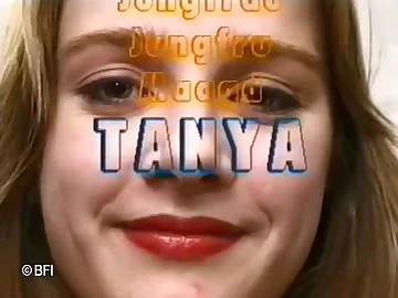 Tanya Moscow gets fingered increased by hirttailed in hot homemade video
