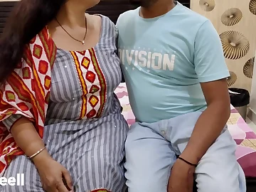 Naughty Hindi hottie Maa Chod Di gets her nude body pounded in HD