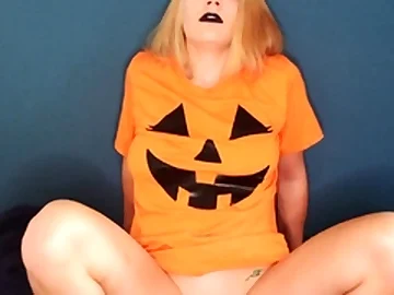 Amateur Blonde Teen Plays Solo with Toy Webcam Porn