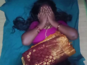 Saanthi2, the Indian wife, gets her ass drilled in hot homemade film over