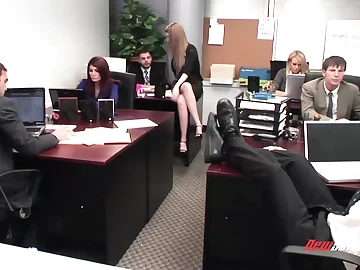 Gianna, Faye, Dane, Jenna, Michelle & Ashlynn in a scorching Office threeway