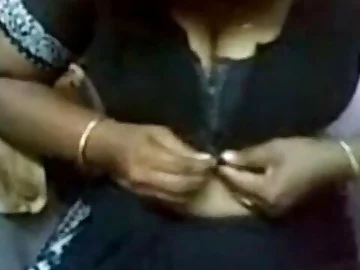 Tamil Aunty gets a firm boink-festival from a youthful man with his BIG Ebony COCK